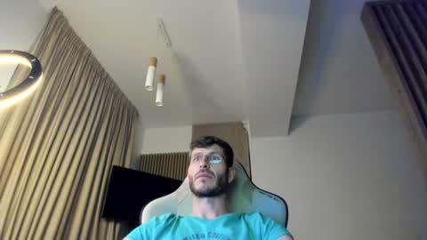 Michael online show from July 18, 8:11 pm
