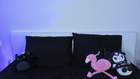 Bella online show from October 31, 5:46 pm