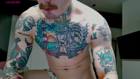 Max online show from December 3, 4:24 am