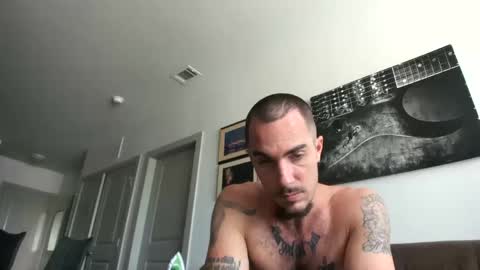 Snapshot of whitechocalate91 chatting on October 20, 5:07 pm just str8 stud nut 1000 online show from October 20, 5:07 pm