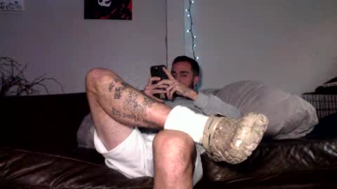 Snapshot of whitechocalate91 chatting on January 10, 10:04 pm just str8 stud nut 1000 online show from January 10, 10:04 pm