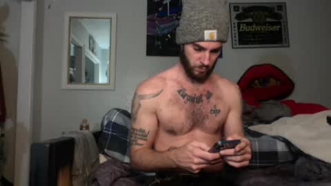Snapshot of whitechocalate91 chatting on January 28, 6:27 am just str8 stud nut 1000 online show from January 28, 6:27 am