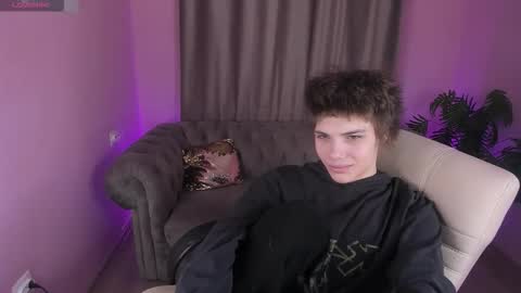 Geoffrey online show from February 7, 6:55 pm