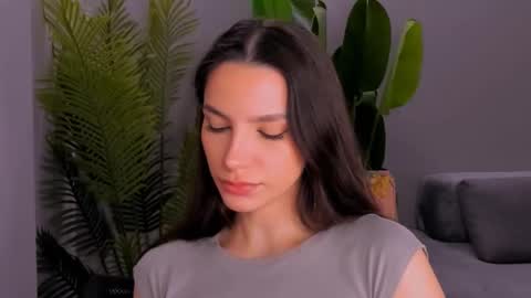 Snapshot of whoislulu chatting on February 19, 3:27 pm whoislulu online show from February 19, 3:27 pm