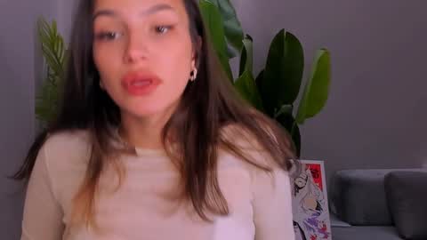 Snapshot of whoislulu chatting on December 5, 5:55 pm whoislulu online show from December 5, 5:55 pm