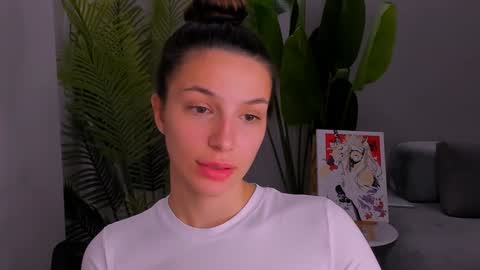 Snapshot of whoislulu chatting on December 7, 5:37 pm whoislulu online show from December 7, 5:37 pm