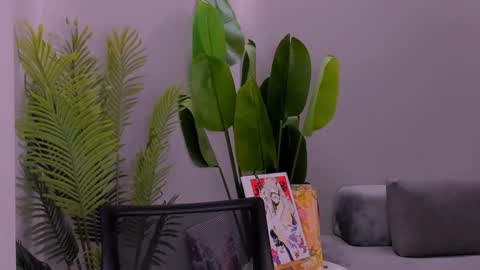 Snapshot of whoislulu chatting on January 19, 10:17 pm whoislulu online show from January 19, 10:17 pm