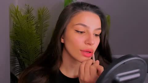 Snapshot of whoislulu chatting on January 24, 8:00 pm whoislulu online show from January 24, 8:00 pm