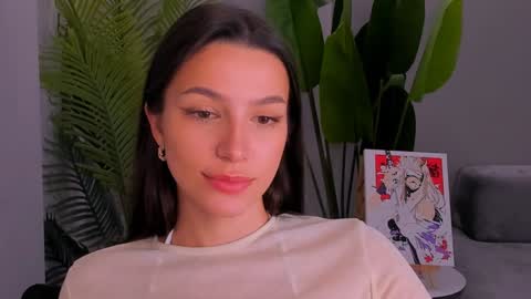 Snapshot of whoislulu chatting on December 5, 9:44 pm whoislulu online show from December 5, 9:44 pm