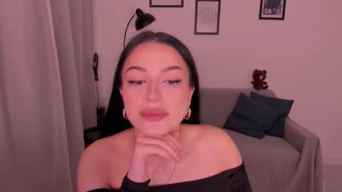 whoislulu online show from November 16, 6:54 pm