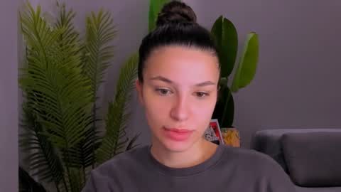 Snapshot of whoislulu chatting on February 3, 7:07 am whoislulu online show from February 3, 7:07 am