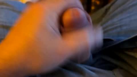 whorekneeweeny online show from May 9, 11:00 pm
