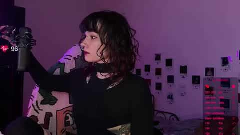 iggy iggz online show from September 15, 1:18 am