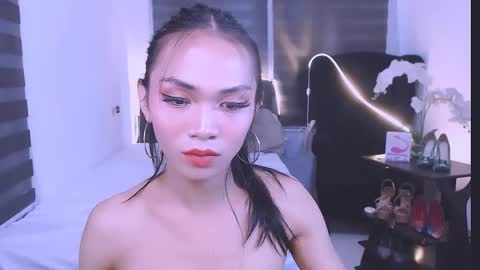 Snapshot of wild_lily30 chatting on February 16, 12:08 am wild lily30 online show from February 16, 12:08 am