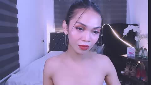 Snapshot of wild_lily30 chatting on February 17, 12:32 am wild lily30 online show from February 17, 12:32 am