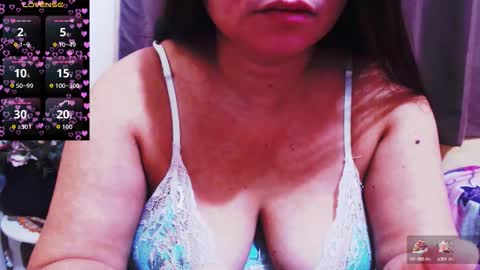 Snapshot of wildhotasianx chatting on September 26, 9:12 pm wildhotasianx online show from September 26, 9:12 pm