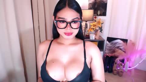 Ms Lucy online show from January 10, 9:04 am