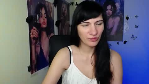 Rosalinda online show from May 16, 6:17 pm