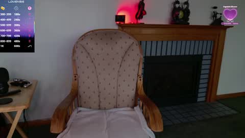 Ivy online show from April 29, 5:30 pm