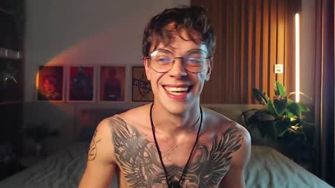 William online show from April 10, 3:06 pm