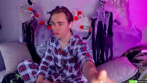 William online show from October 29, 4:47 am