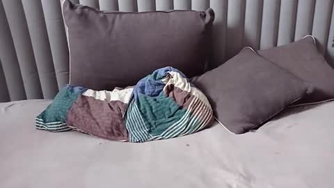 Call me Babe online show from February 4, 9:46 am