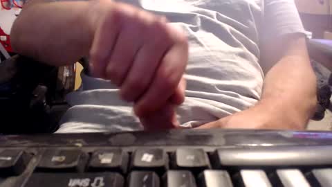 Snapshot of willowstick chatting on October 11, 10:35 pm DrainMyBalls online show from October 11, 10:35 pm