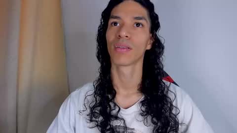 willy_veins online show from February 17, 1:33 pm