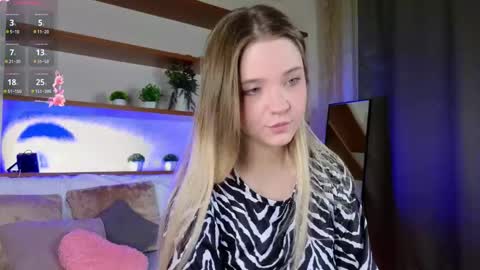 Mary online show from May 2, 3:29 pm