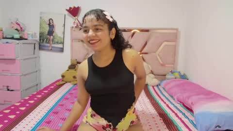  Winnifer Gonzalez  online show from April 18, 4:58 am