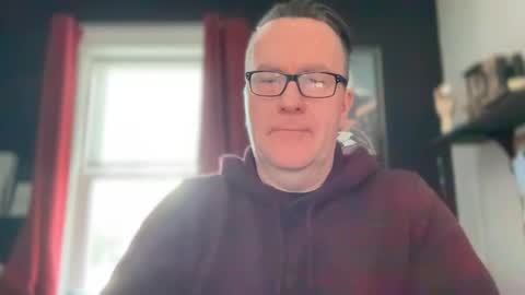 wintyr online show from February 7, 9:15 pm