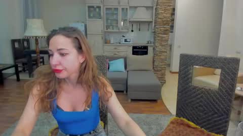Sarah Curly online show from May 7, 9:32 pm
