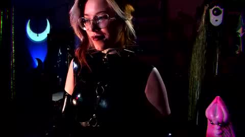 Goddess of two strapons  - Mr. long Don Mr. Pinky online show from September 12, 8:11 pm