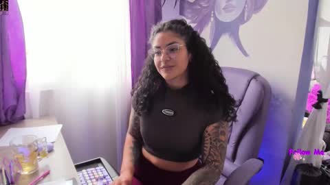     Luna Violeta  A r t i s t  online show from November 20, 7:44 pm