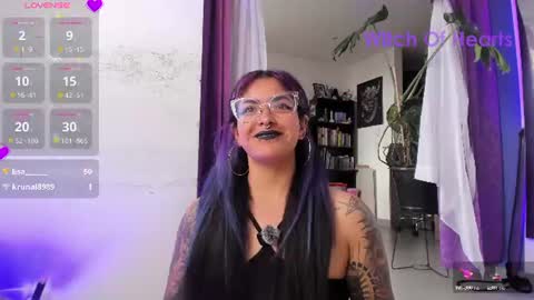     Luna Violeta  A r t i s t  online show from June 30, 8:40 pm