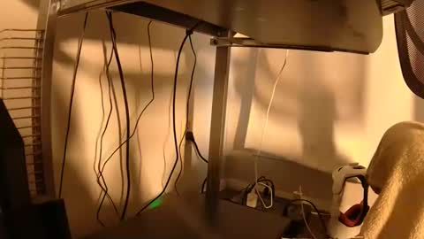 Mater online show from December 18, 8:48 pm