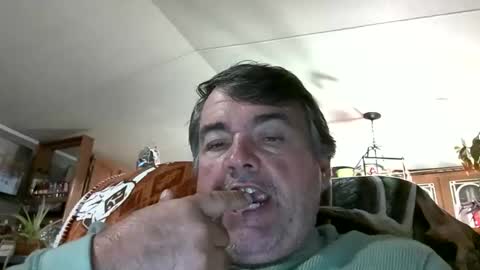 Snapshot of wldlife chatting on November 2, 1:49 am wldlife online show from November 2, 1:49 am