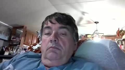 Snapshot of wldlife chatting on October 12, 10:44 pm wldlife online show from October 12, 10:44 pm