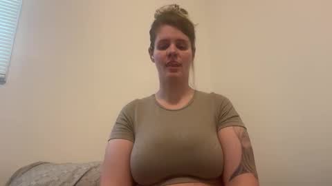 Moth online show from December 4, 5:16 pm