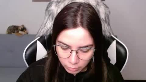 Alex online show from February 4, 2:04 am