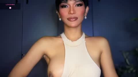 Julia online show from August 2, 5:20 am