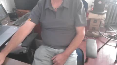 woodworker6473 online show from December 21, 3:18 pm