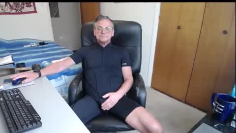 Large one  online show from December 21, 1:50 pm