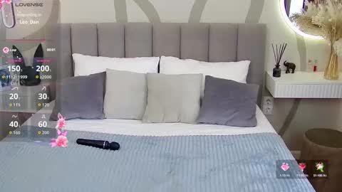 wow  jullia online show from September 27, 3:04 am