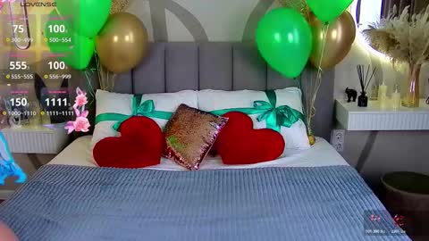 wow  jullia online show from March 19, 3:56 am