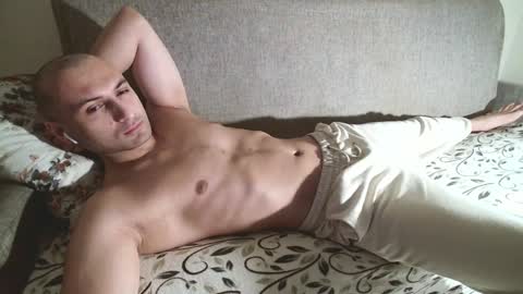 Josy online show from December 13, 2:49 pm