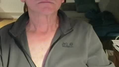 Wuki online show from May 9, 8:48 pm