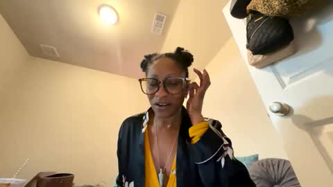 Wynter Heat online show from October 23, 5:09 am