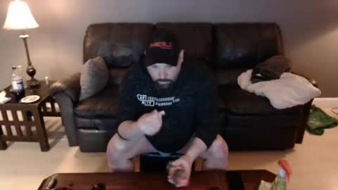 Snapshot of x69xsmilyx69x chatting on March 6, 3:46 am Kevin online show from March 6, 3:46 am