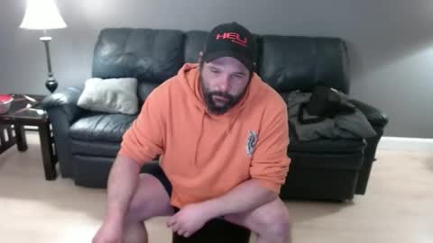 Snapshot of x69xsmilyx69x chatting on December 5, 3:42 am Kevin online show from December 5, 3:42 am